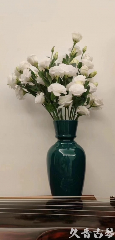 新余市早安  人生如花，我们都是自己航船的船长。